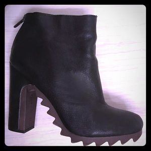 Sam Edelman Circus Boots Kensley Zig Zag Heels